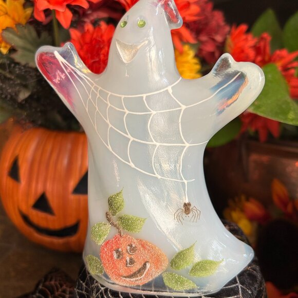 2004 RARE/MINT Fenton Halloween Ghost “Boo Boo” signed by Scott Fenton (#291) - Picture 4 of 16